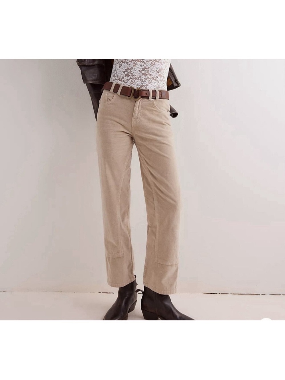 We The Free Risk Taker High Rise Straight Leg Corduroy Pants. Womens Size 28